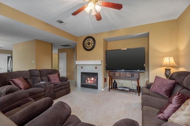 13134 Woodtrek Lane, Houston, TX 77015