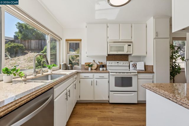 192 Sunrise Way, Vallejo, CA 94591
