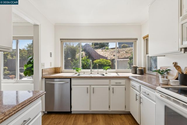 192 Sunrise Way, Vallejo, CA 94591