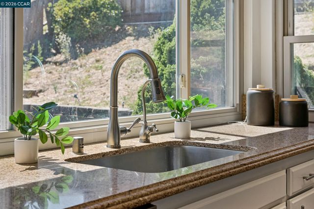 192 Sunrise Way, Vallejo, CA 94591