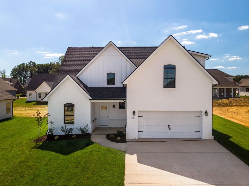 317 Galway Dr, Clarksville, TN 37042