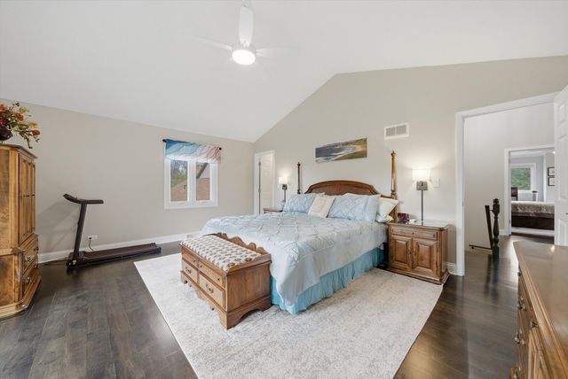 1840 Golf View Drive, Bartlett, IL 60103