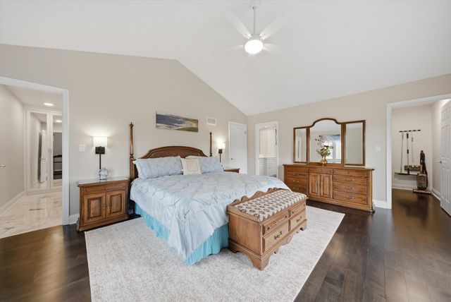 1840 Golf View Drive, Bartlett, IL 60103