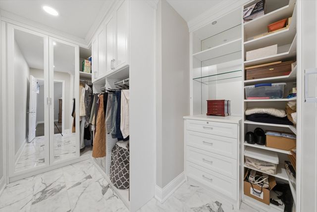 1840 Golf View Drive, Bartlett, IL 60103