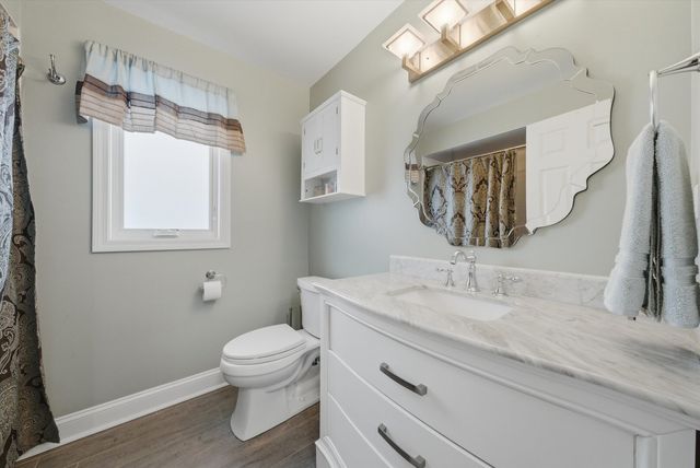 1840 Golf View Drive, Bartlett, IL 60103