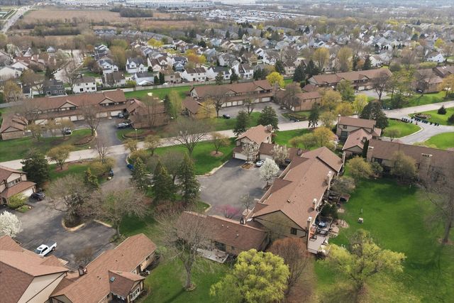 1840 Golf View Drive, Bartlett, IL 60103