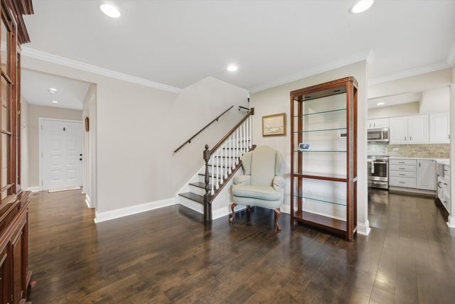 1840 Golf View Drive, Bartlett, IL 60103