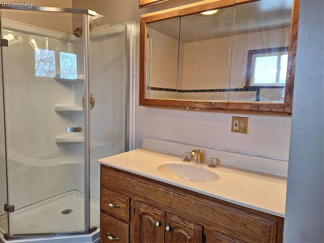 5656 Monroe Street, Dearborn Heights, MI 48125