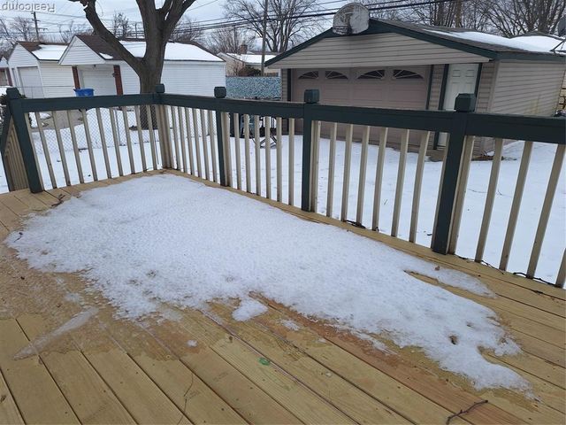 5656 Monroe Street, Dearborn Heights, MI 48125