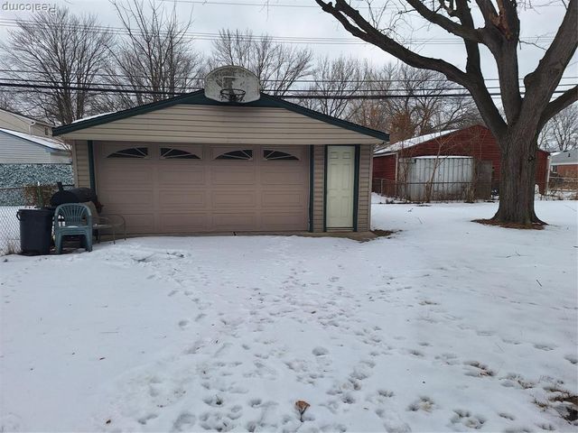 5656 Monroe Street, Dearborn Heights, MI 48125