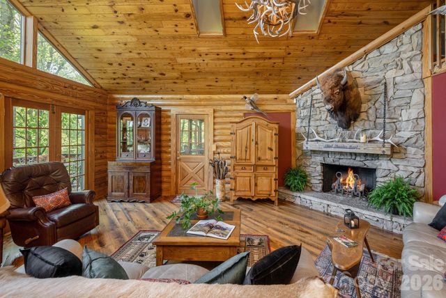 1126 Kilpatrick Road, Hendersonville, NC 28739