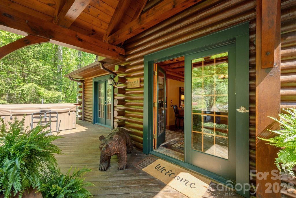 1126 Kilpatrick Road, Hendersonville, NC 28739