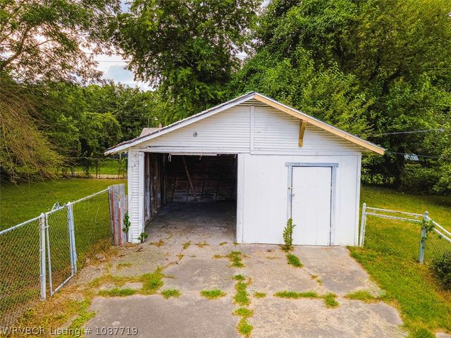 618 S 20th Street, Fort Smith, AR 72901