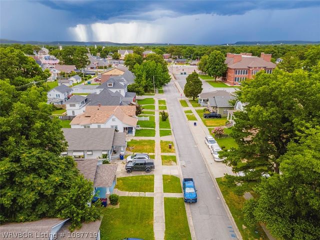 618 S 20th Street, Fort Smith, AR 72901