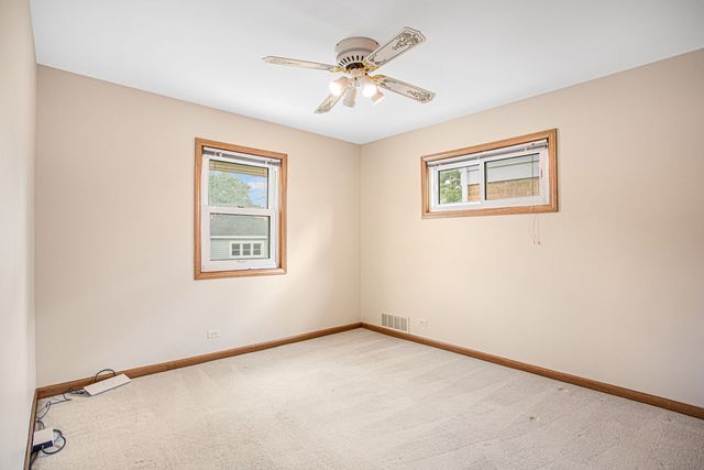 2217 Keystone Avenue, North Riverside, IL 60546