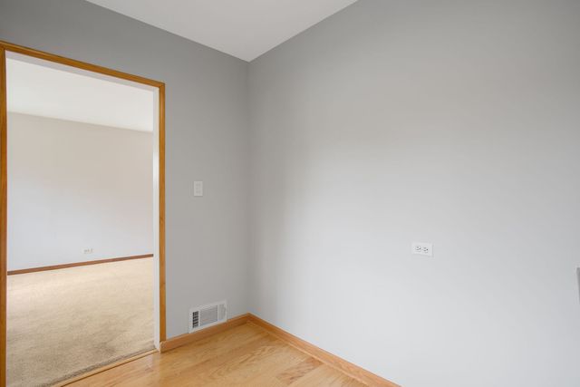 2217 Keystone Avenue, North Riverside, IL 60546