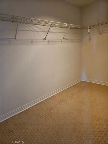 214 S Alexandria 203, Los Angeles, CA 90004