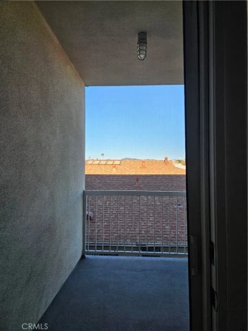 214 S Alexandria 203, Los Angeles, CA 90004