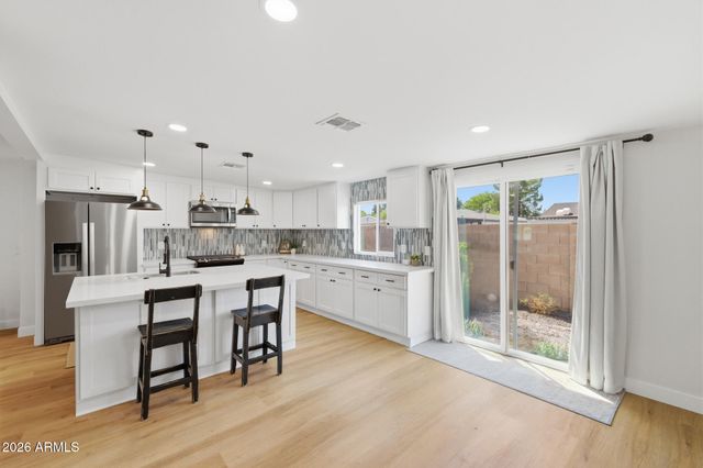 3713 E HARVARD Street, Phoenix, AZ 85008