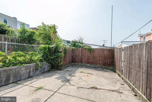 235 HERMITAGE ST, Philadelphia, PA 19127