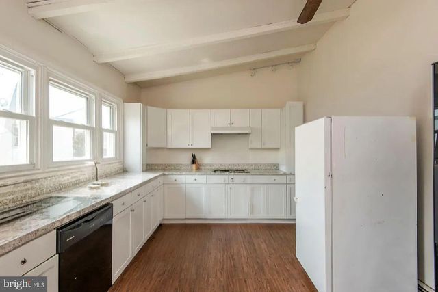 235 HERMITAGE ST, Philadelphia, PA 19127