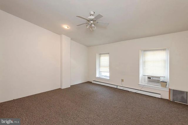 235 HERMITAGE ST, Philadelphia, PA 19127