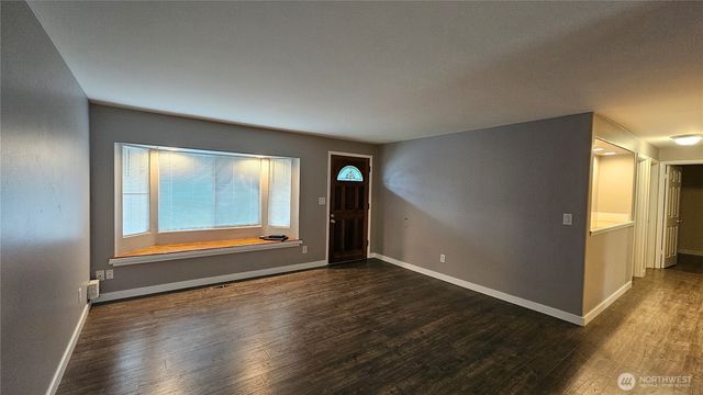 12828 111th Avenue NE, Kirkland, WA 98034