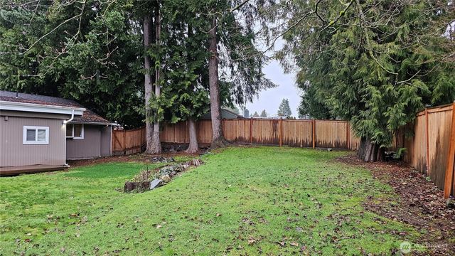 12828 111th Avenue NE, Kirkland, WA 98034