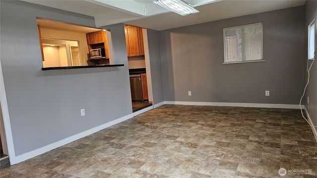 12828 111th Avenue NE, Kirkland, WA 98034