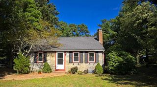 49 Lakeview Drive, Harwich, MA 02645