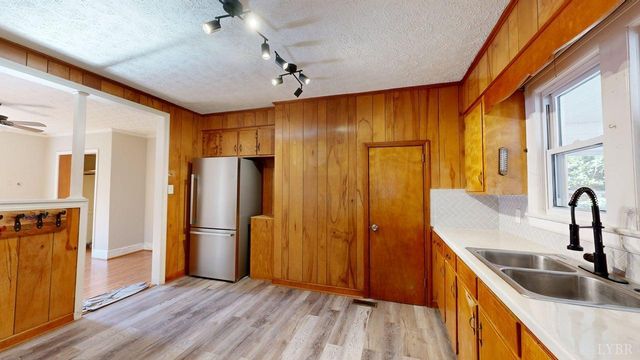 108 Parkway Drive, Danville, VA 24521