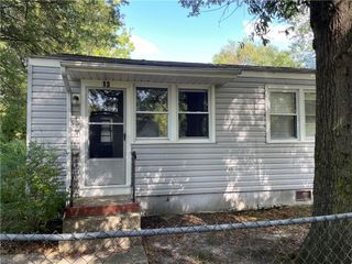 13 Lawrence AVE, Hampton, VA 23663