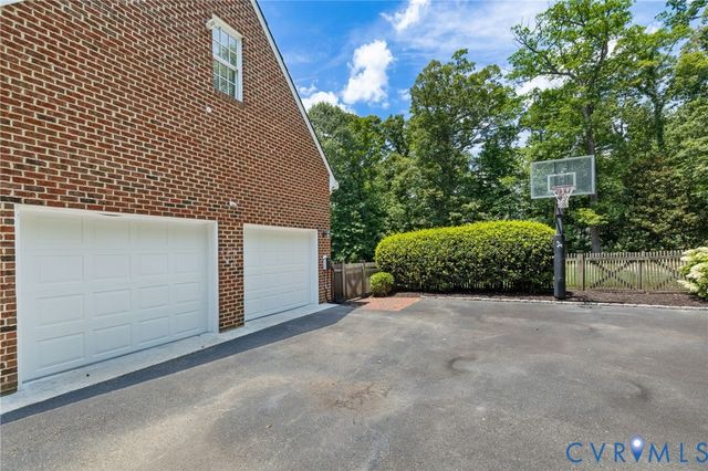6 Dunaway Dr, Goochland, VA 23238