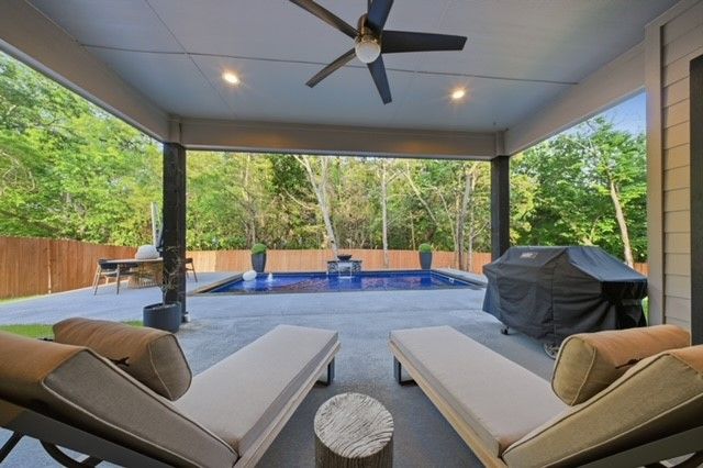 522 S Clark Road, Cedar Hill, TX 75104