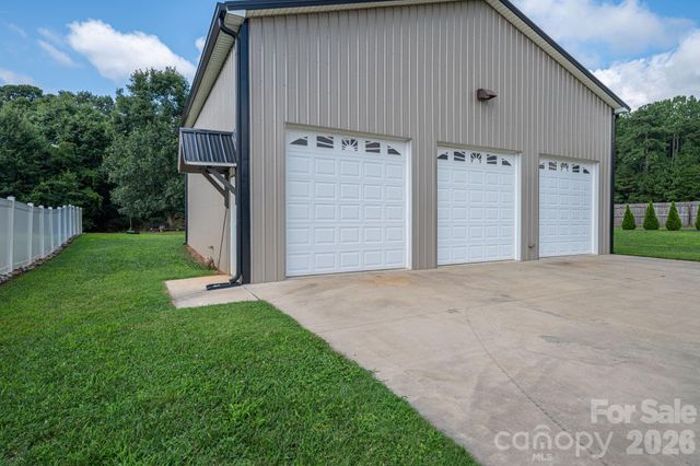 1882 Shuford Road, Lincolnton, NC 28092