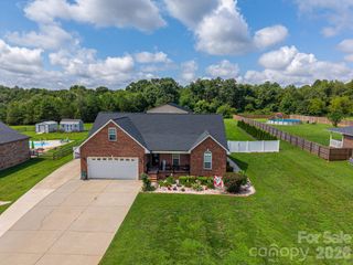 1882 Shuford Road, Lincolnton, NC 28092
