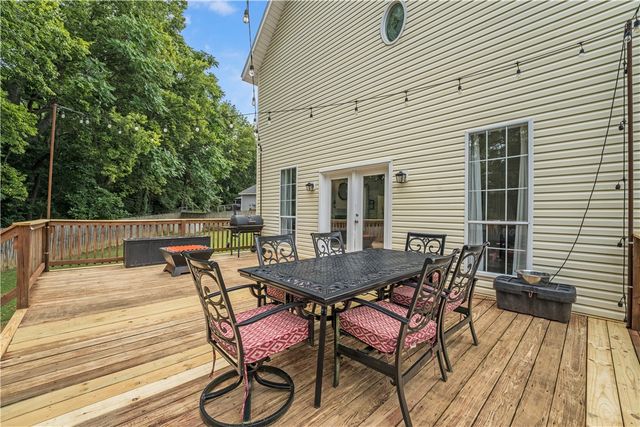 1690 N Stardust Lane, Fayetteville, AR 72701