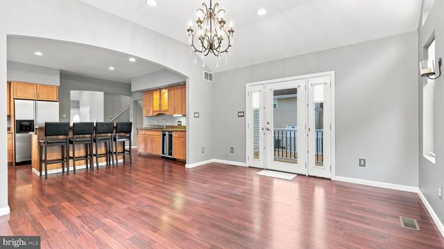30 PLEASANT VALLEY DR, West Deptford Twp, NJ 08096