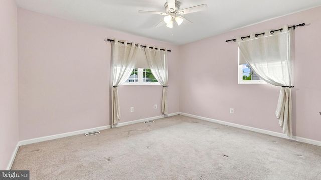 30 PLEASANT VALLEY DR, West Deptford Twp, NJ 08096