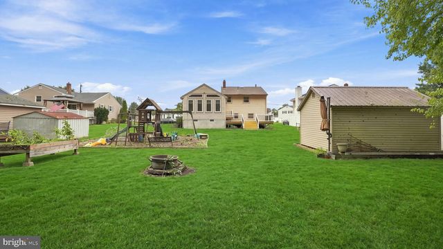 30 PLEASANT VALLEY DR, West Deptford Twp, NJ 08096