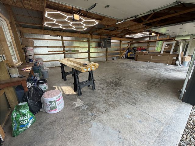 6921 Bear Ridge Road, Pendleton, NY 14120