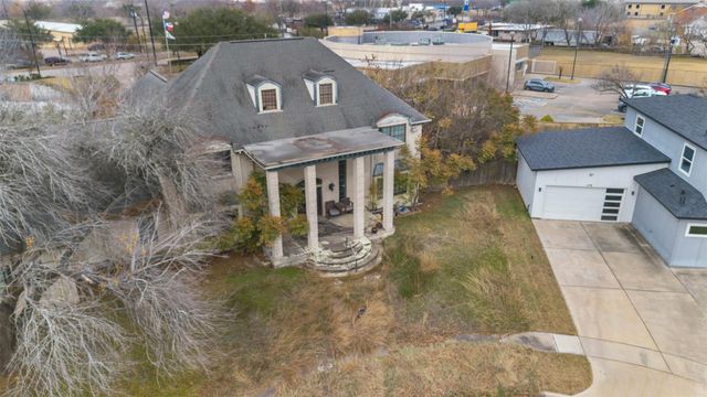 131 Squires Bend, Stafford, TX 77477