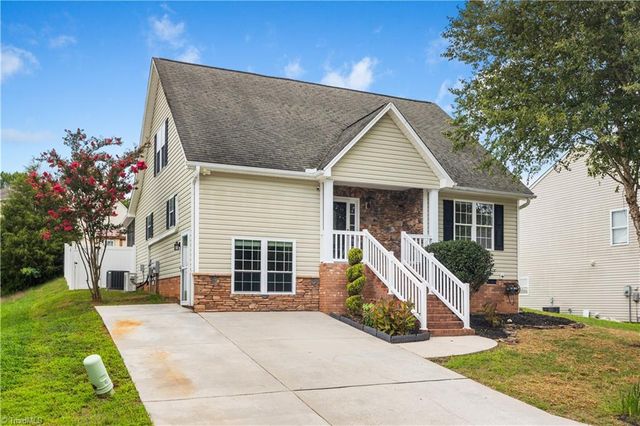 4153 Salem Springs Court, Winston-salem, NC 27107