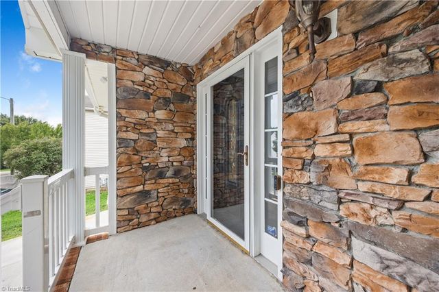 4153 Salem Springs Court, Winston-salem, NC 27107