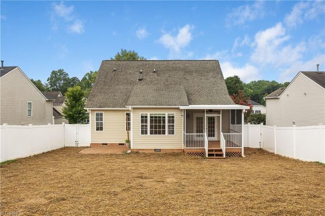 4153 Salem Springs Court, Winston-salem, NC 27107