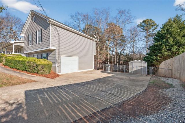 1922 Seals Road, Dallas, GA 30157