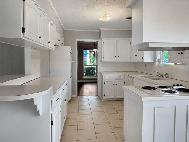 1726 Capstan Road, Houston, TX 77062