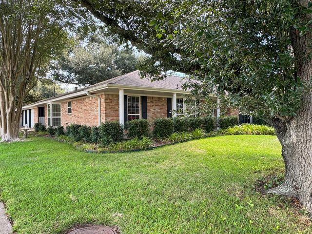 1726 Capstan Road, Houston, TX 77062