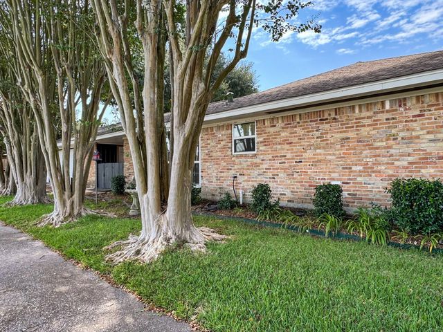 1726 Capstan Road, Houston, TX 77062