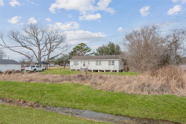 2905 Fm-646, Dickinson, TX 77539